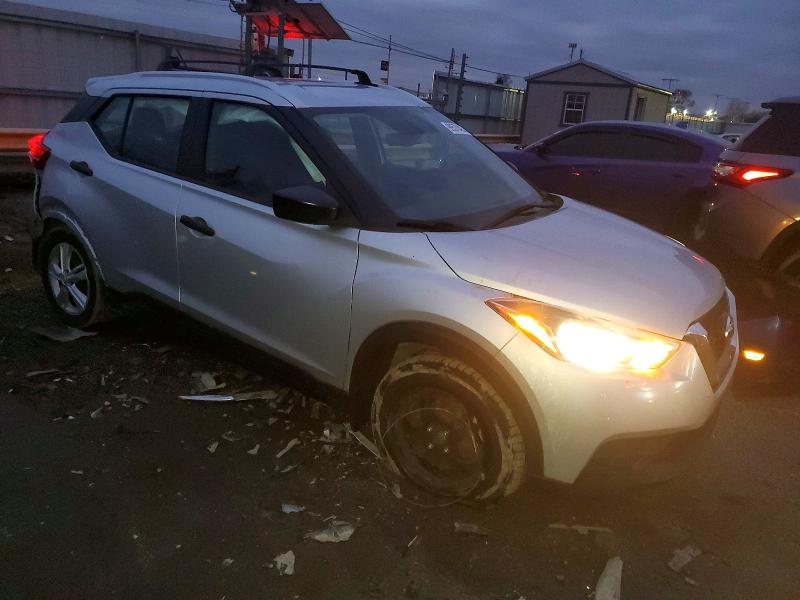 Photo 4 from auction – 2019 NISSAN KICKS with VIN 3N1CP5CU5KL502578