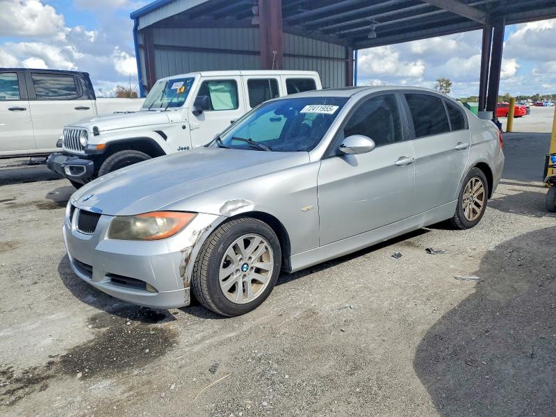 BMW 325 I 2006 with VIN WBAVB13566PT00152 - Photo from auction