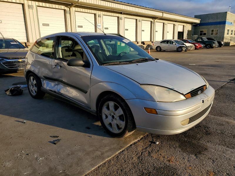 Photo 4 from auction – 2002 FORD FOCUS ZX3 with VIN 3FAHP313X2R114671