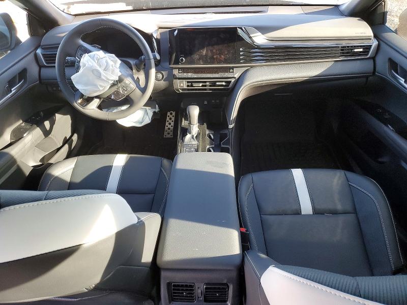 Zdjęcie 8 z aukcji – 2025 TOYOTA CAMRY z VIN 4T1DAACK2SU620793