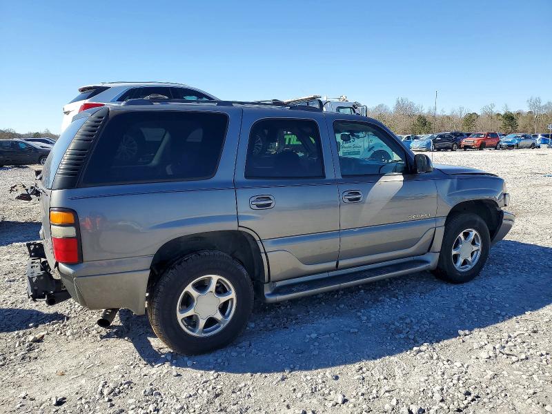 Photo 3 from auction – 2005 GMC YUKON DENA with VIN 1GKEK63U25J238486