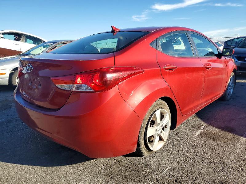 Photo 3 from auction – 2012 HYUNDAI ELANTRA with VIN KMHDH4AEXCU255825