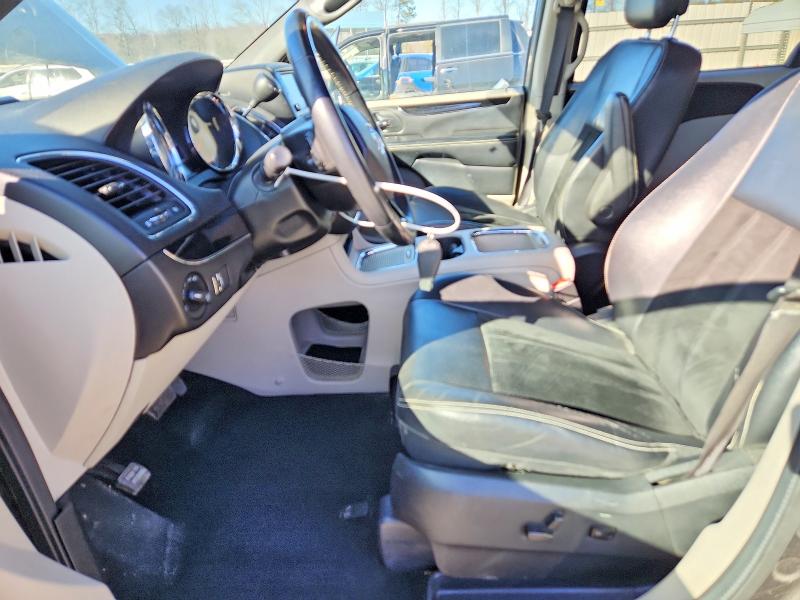Photo 7 from auction – 2017 DODGE GRAND CARA with VIN 2C4RDGCG5HR783623