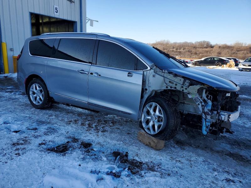 Photo 4 from auction – 2018 CHRYSLER PACIFICA with VIN 2C4RC1EG9JR113768