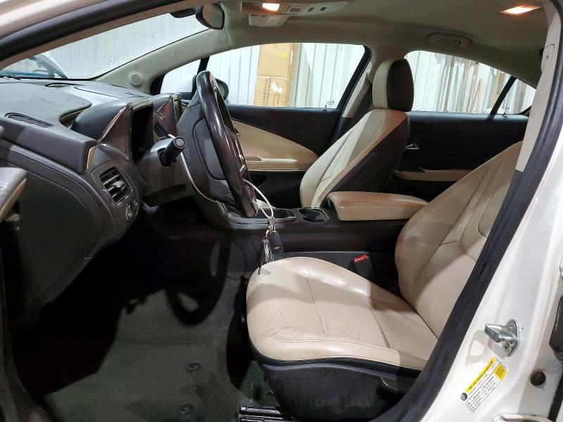 Photo 7 from auction – 2011 CHEVROLET VOLT with VIN 1G1RD6E46BU102479