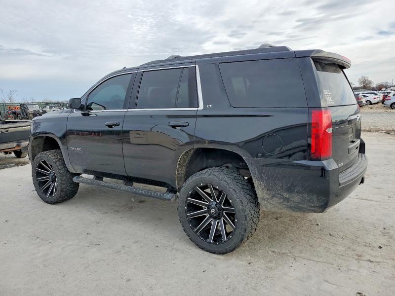 Photo 2 from auction – 2019 CHEVROLET TAHOE with VIN 1GNSKBKC0KR329437