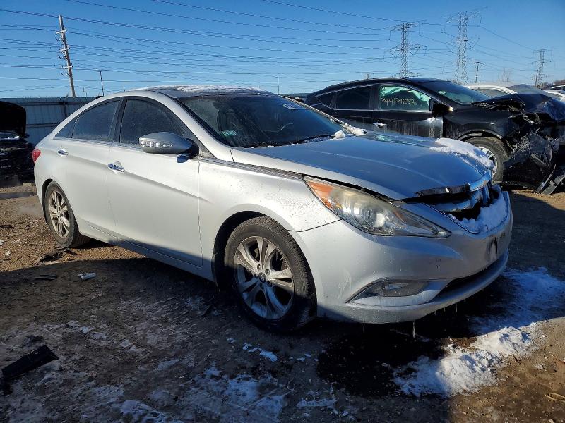 Photo 4 from auction – 2011 HYUNDAI SONATA SE with VIN 5NPEC4AC9BH098965