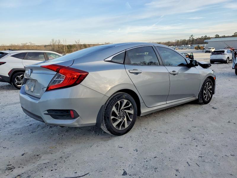 Photo 3 from auction – 2016 HONDA CIVIC with VIN 2HGFC2F7XGH510770