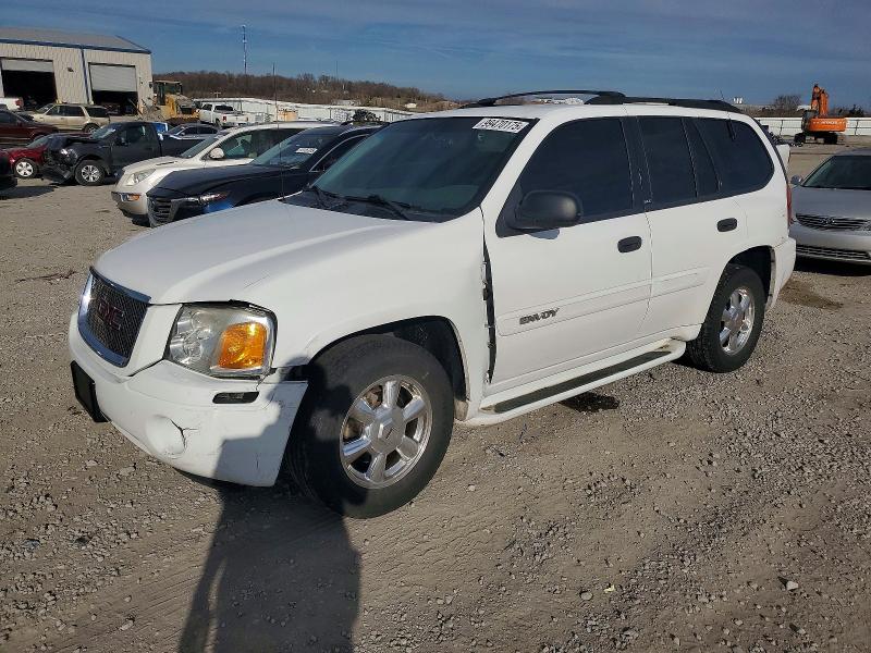 GMC ENVOY 2003 with VIN 1GKDT13S532384415 - Photo from auction