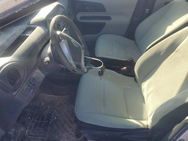 Photo 7 from auction – 2012 TOYOTA PRIUS C with VIN JTDKDTB37C1013266