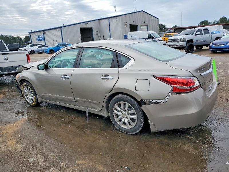 Photo 2 from auction – 2015 NISSAN ALTIMA 2.5 with VIN 1N4AL3AP8FC476907