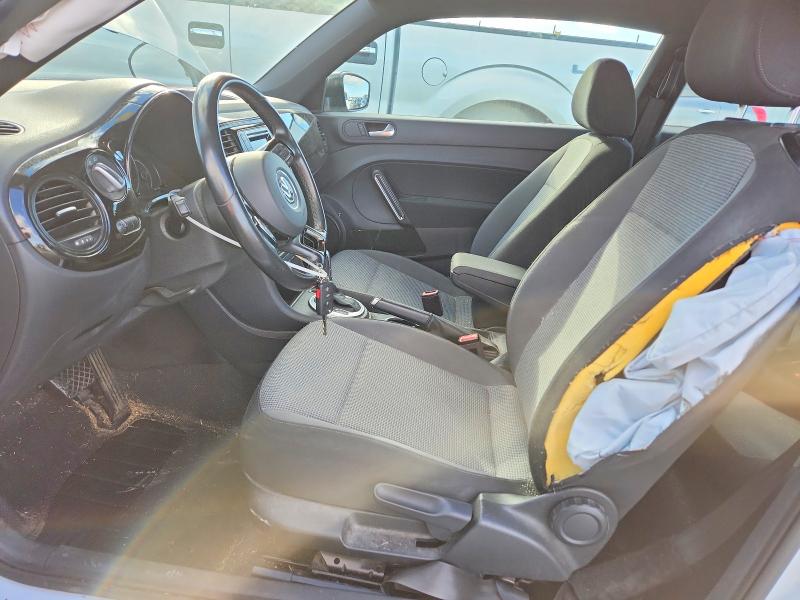 Photo 7 from auction – 2018 VOLKSWAGEN BEETLE with VIN 3VWFD7AT0JM702136
