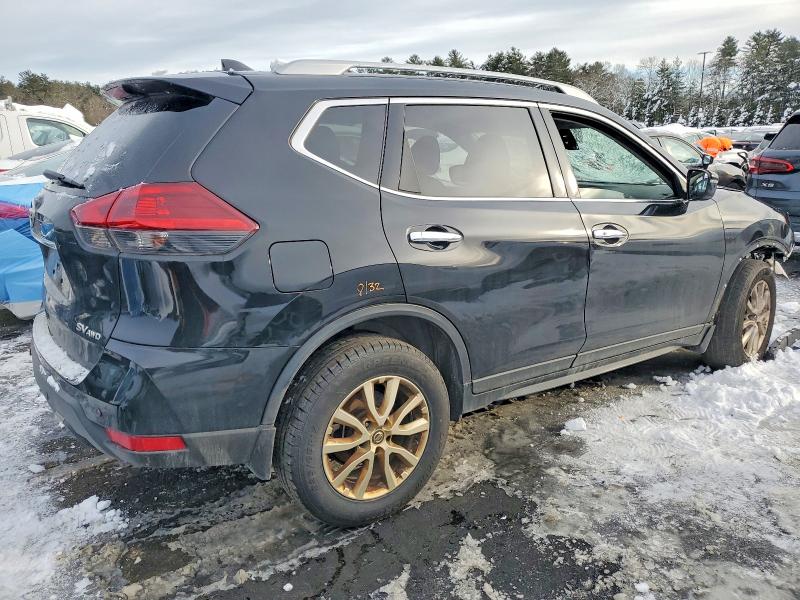 Photo 3 from auction – 2019 NISSAN ROGUE S with VIN 5N1AT2MVXKC729410
