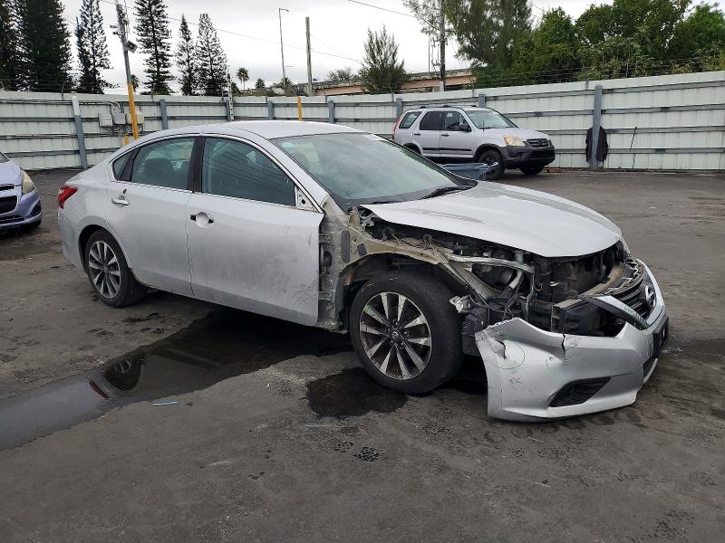 Photo 4 from auction – 2017 NISSAN ALTIMA 2.5 with VIN 1N4AL3AP4HC168250