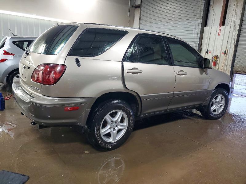 Photo 3 from auction – 2000 LEXUS RX 300 with VIN JT6HF10U4Y0148634