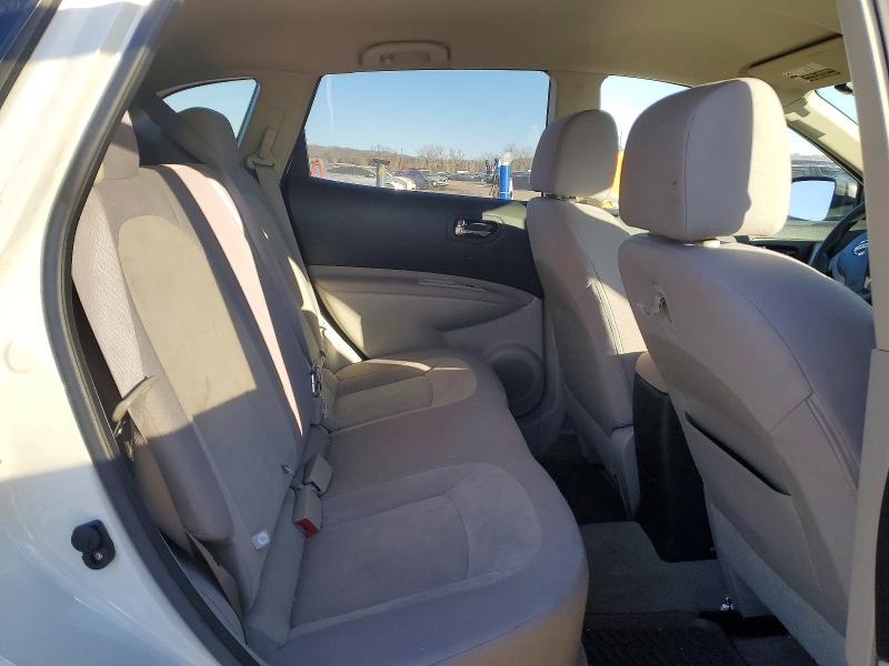 Photo 11 from auction – 2010 NISSAN ROGUE S with VIN JN8AS5MV7AW613012
