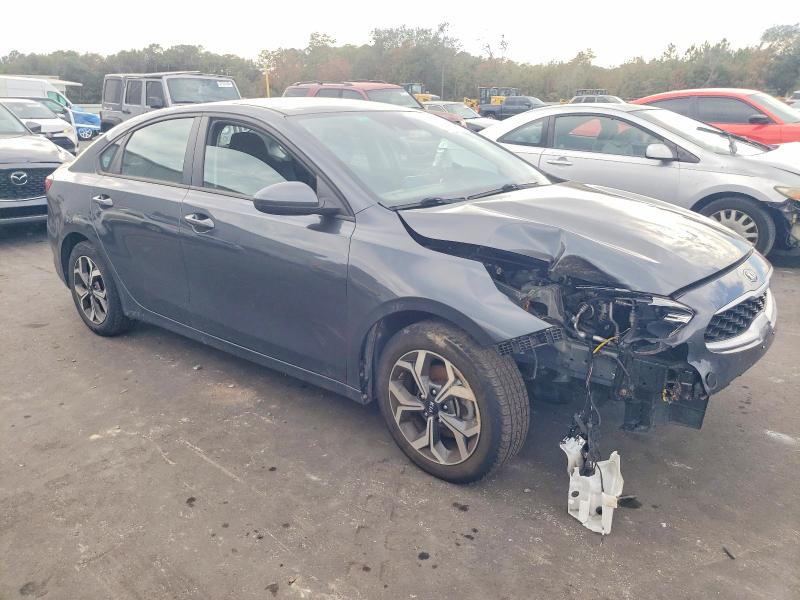 Photo 4 from auction – 2021 KIA FORTE FE with VIN 3KPF24AD2ME354063