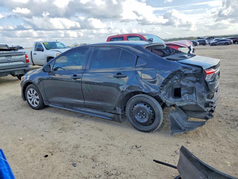 Photo 2 from auction – 2021 TOYOTA COROLLA LE with VIN JTDEPMAE9MJ161935