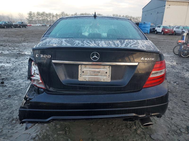 Photo 6 from auction – 2012 MERCEDES-BENZ C 300 4MAT with VIN WDDGF8BB1CA699511