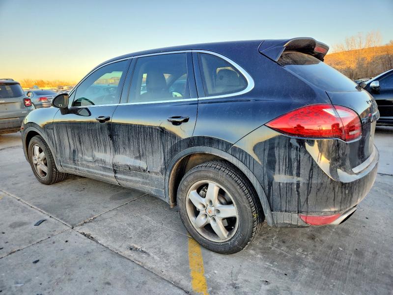 Photo 2 from auction – 2012 PORSCHE CAYENNE S with VIN WP1AE2A25CLA90118