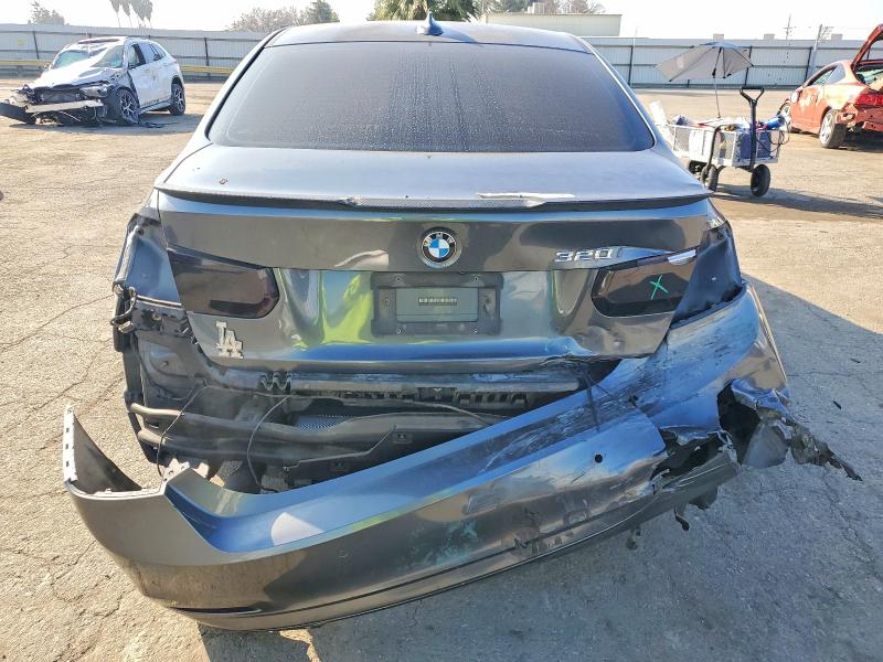 Photo 6 from auction – 2017 BMW 320 I with VIN WBA8E1G53HNU14512