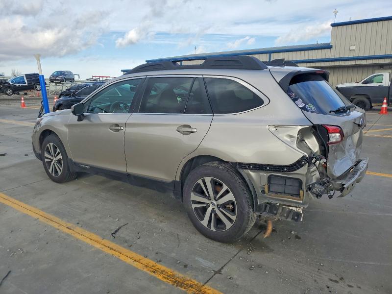 Photo 2 from auction – 2019 SUBARU OUTBACK 2. with VIN 4S4BSANC3K3234352