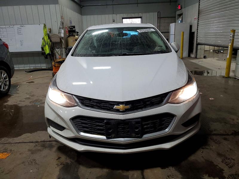 Photo 5 from auction – 2017 CHEVROLET CRUZE LT with VIN 1G1BE5SM2H7200770