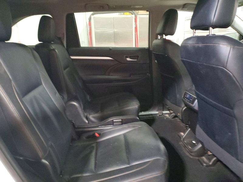 Photo 11 from auction – 2019 TOYOTA HIGHLANDER with VIN 5TDJZRFH1KS996484