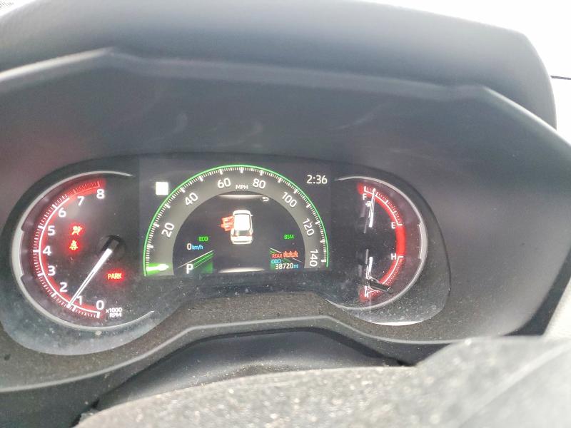 Photo 9 from auction – 2023 TOYOTA RAV4 XLE with VIN 2T3W1RFV6PW263825