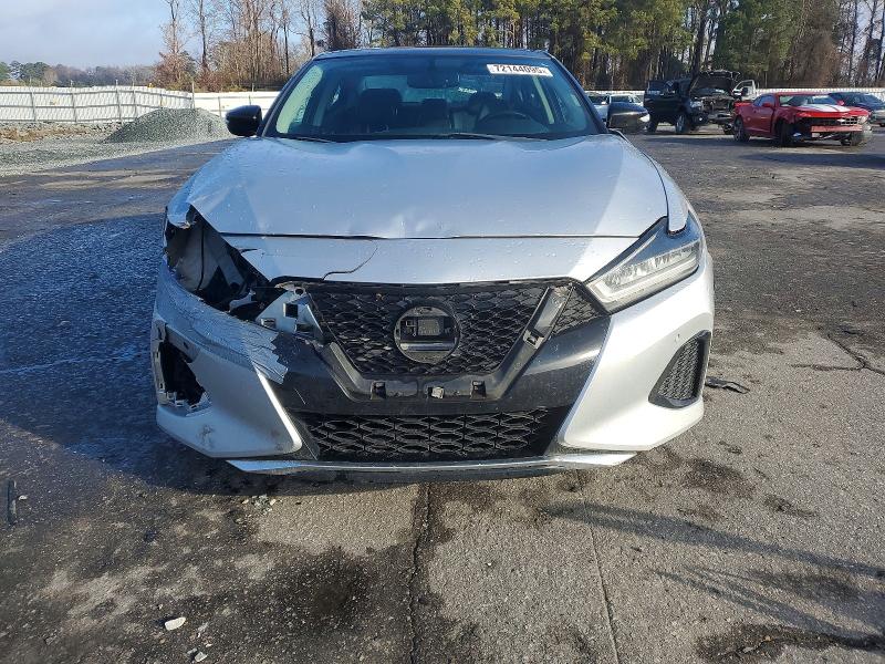 Photo 5 from auction – 2019 NISSAN MAXIMA with VIN 1N4AA6AV1KC369584