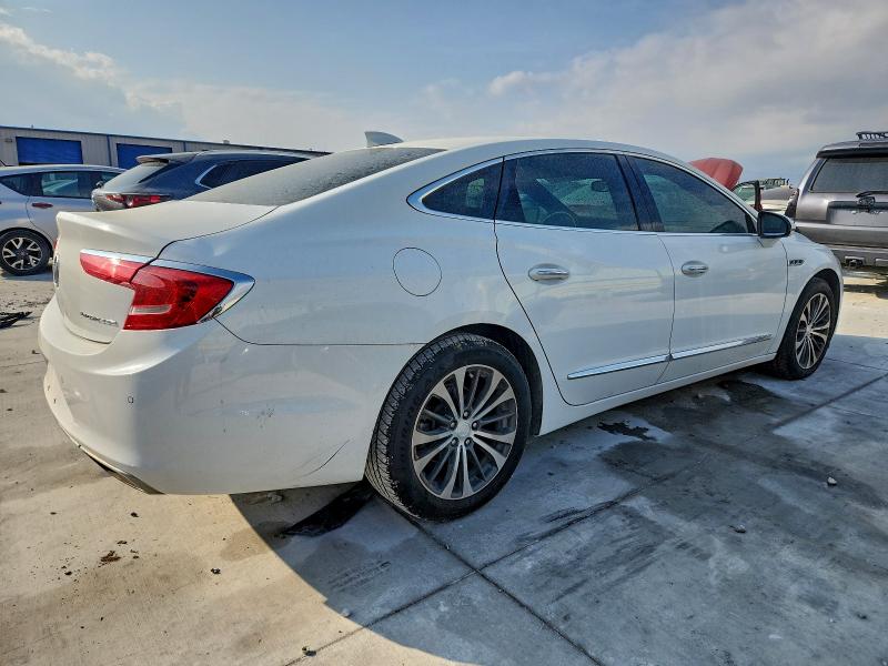 Photo 3 from auction – 2017 BUICK LACROSSE E with VIN 1G4ZP5SS4HU181571