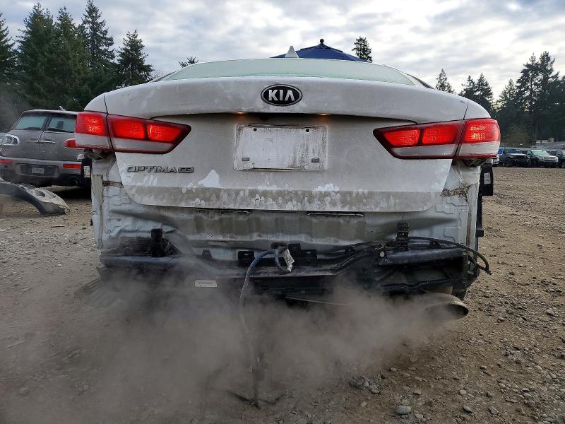 Photo 6 from auction – 2019 KIA OPTIMA with VIN 5XXGT4L38KG329436