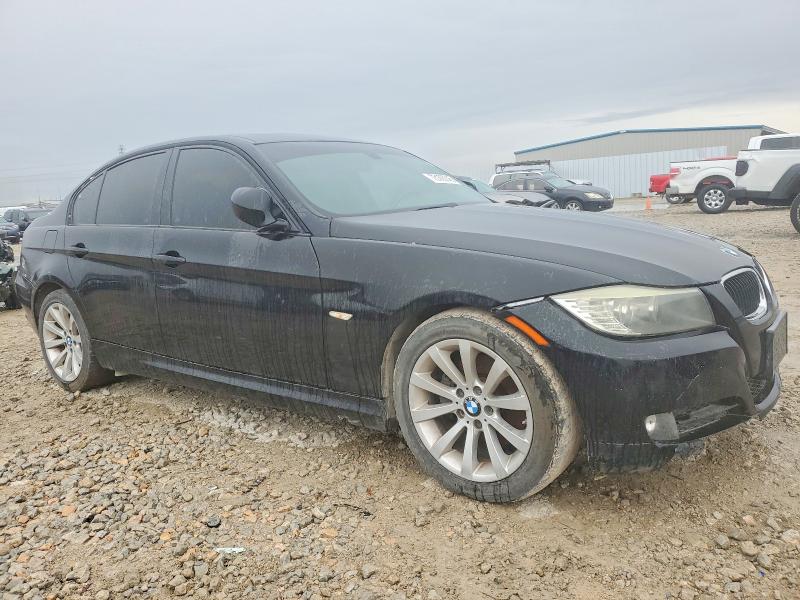 Photo 4 from auction – 2011 BMW 328 with VIN WBAPH7G50BNN05430