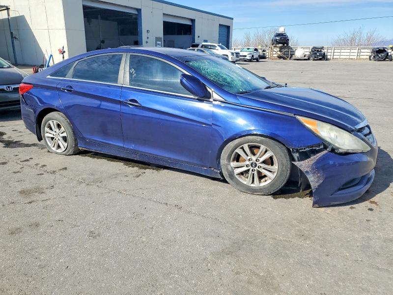 Photo 4 from auction – 2012 HYUNDAI SONATA with VIN 5NPEB4AC7CH484840