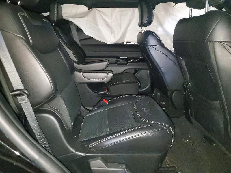 Photo 11 from auction – 2023 FORD EXPLORER with VIN 1FM5K8GC1PGB46547