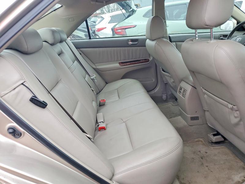 Photo 10 from auction – 2006 TOYOTA CAMRY LE with VIN 4T1BF30KX6U621463