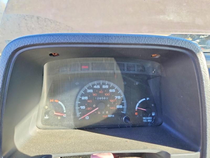Photo 9 from auction – 1995 GEO TRACKER with VIN 2CNBE18U1S6910964
