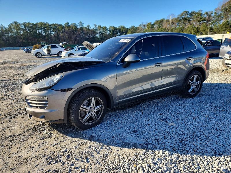 PORSCHE CAYENNE 2014 with VIN WP1AA2A20ELA95418 - Photo from auction
