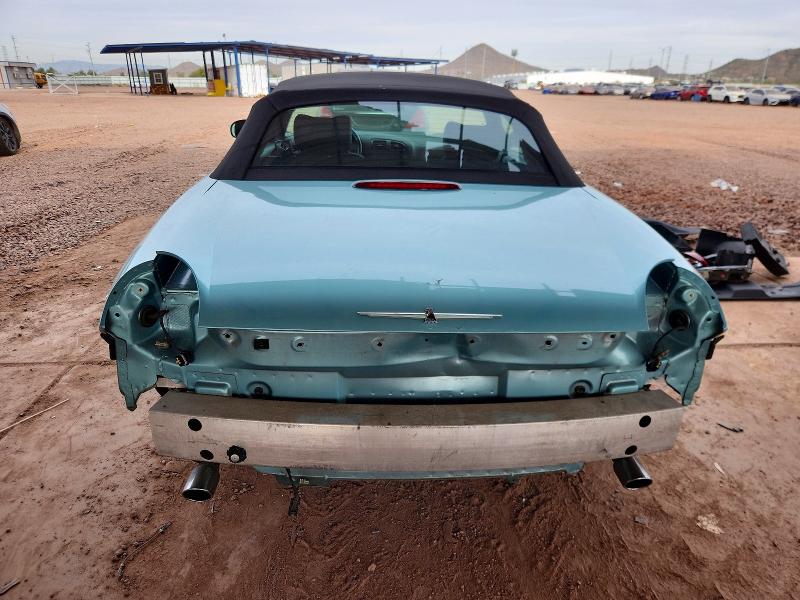 Photo 6 from auction – 2002 FORD THUNDERBIR with VIN 1FAHP60A52Y116668