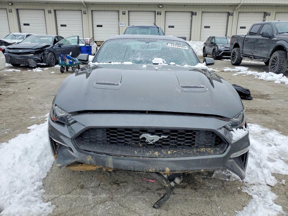Photo 5 from auction – 2018 FORD MUSTANG with VIN 1FA6P8THXJ5118833