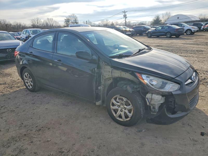 Photo 4 from auction – 2013 HYUNDAI ACCENT GLS with VIN KMHCT4AE8DU586169