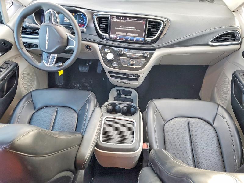 Photo 8 from auction – 2023 CHRYSLER PACIFICA with VIN 2C4RC1L76PR554544