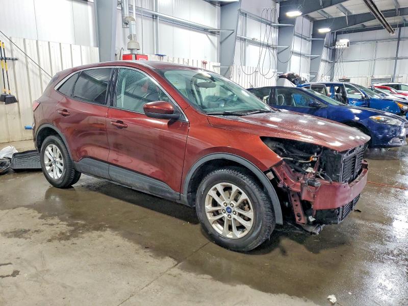 Photo 4 from auction – 2021 FORD ESCAPE SE with VIN 1FMCU9G64MUA00965