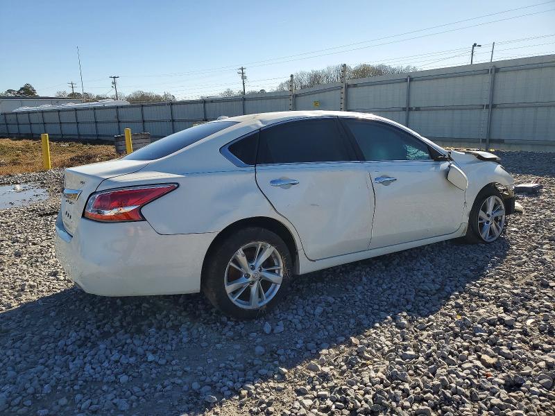 Photo 3 from auction – 2015 NISSAN ALTIMA 2.5 with VIN 1N4AL3AP3FC285489