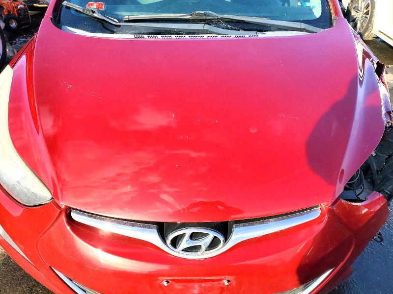 Photo 11 from auction – 2015 HYUNDAI ELANTRA with VIN 5NPDH4AE2FH584263