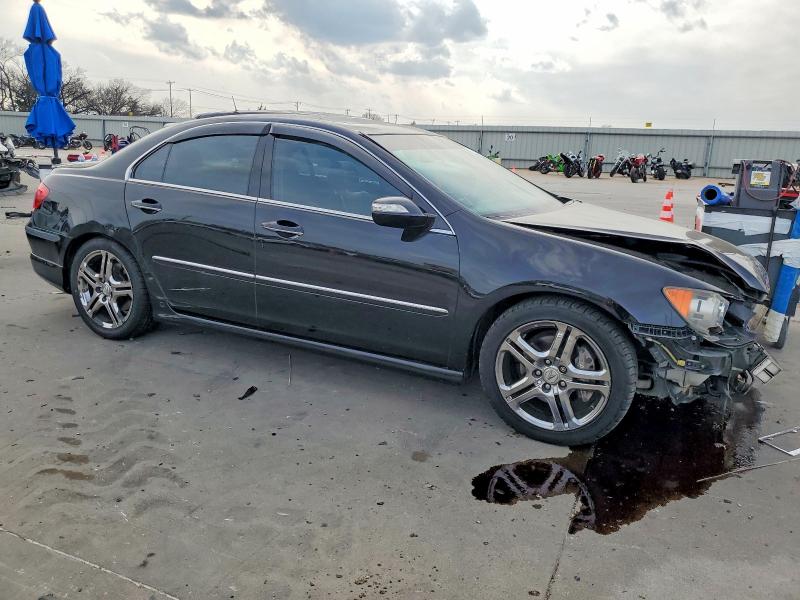 Photo 4 from auction – 2006 ACURA RL with VIN JH4KB16576C010915