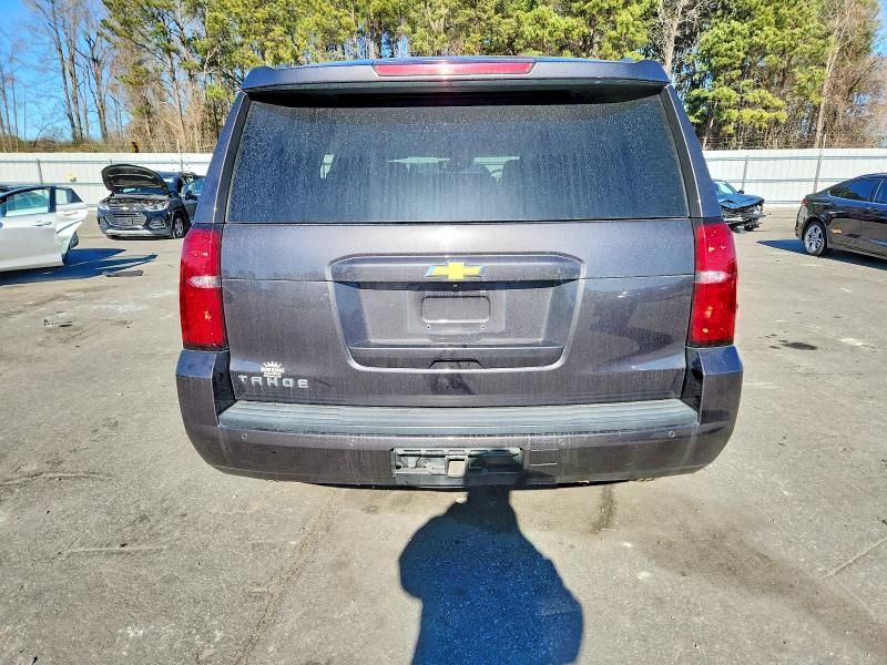 Photo 6 from auction – 2017 CHEVROLET TAHOE with VIN 1GNSKBKC6HR111169