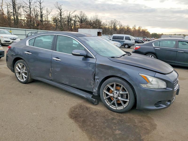 Photo 4 from auction – 2010 NISSAN MAXIMA S with VIN 1N4AA5AP5AC811051