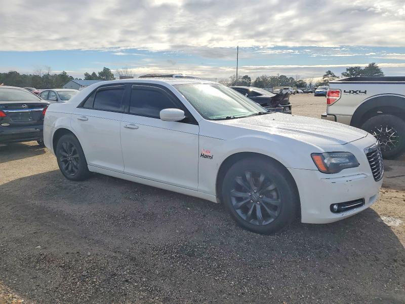 Photo 4 from auction – 2014 CHRYSLER 300 S with VIN 2C3CCAGG8EH374358