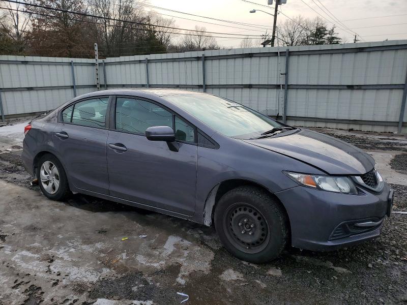Photo 4 from auction – 2015 HONDA CIVIC LX with VIN 19XFB2F53FE268205